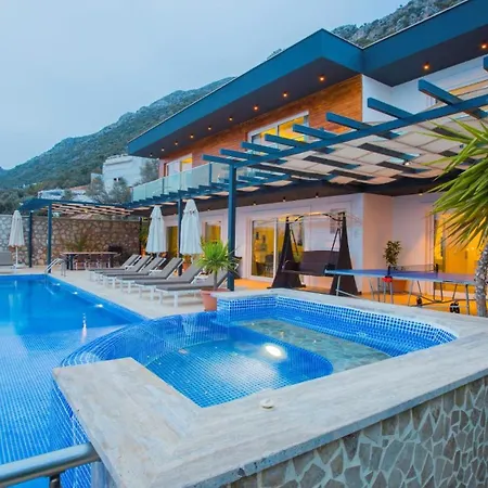 Seaview 4 Bedroom - 1167 빌라 *