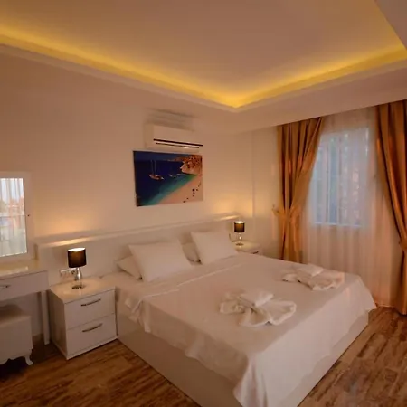 Seaview 4 Bedroom - 1167 *