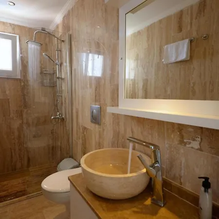 Seaview 4 Bedroom - 1167 Villa