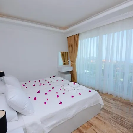 Seaview 4 Bedroom - 1167 *