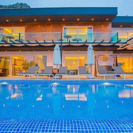 Seaview 4 Bedroom - 1167 Villa